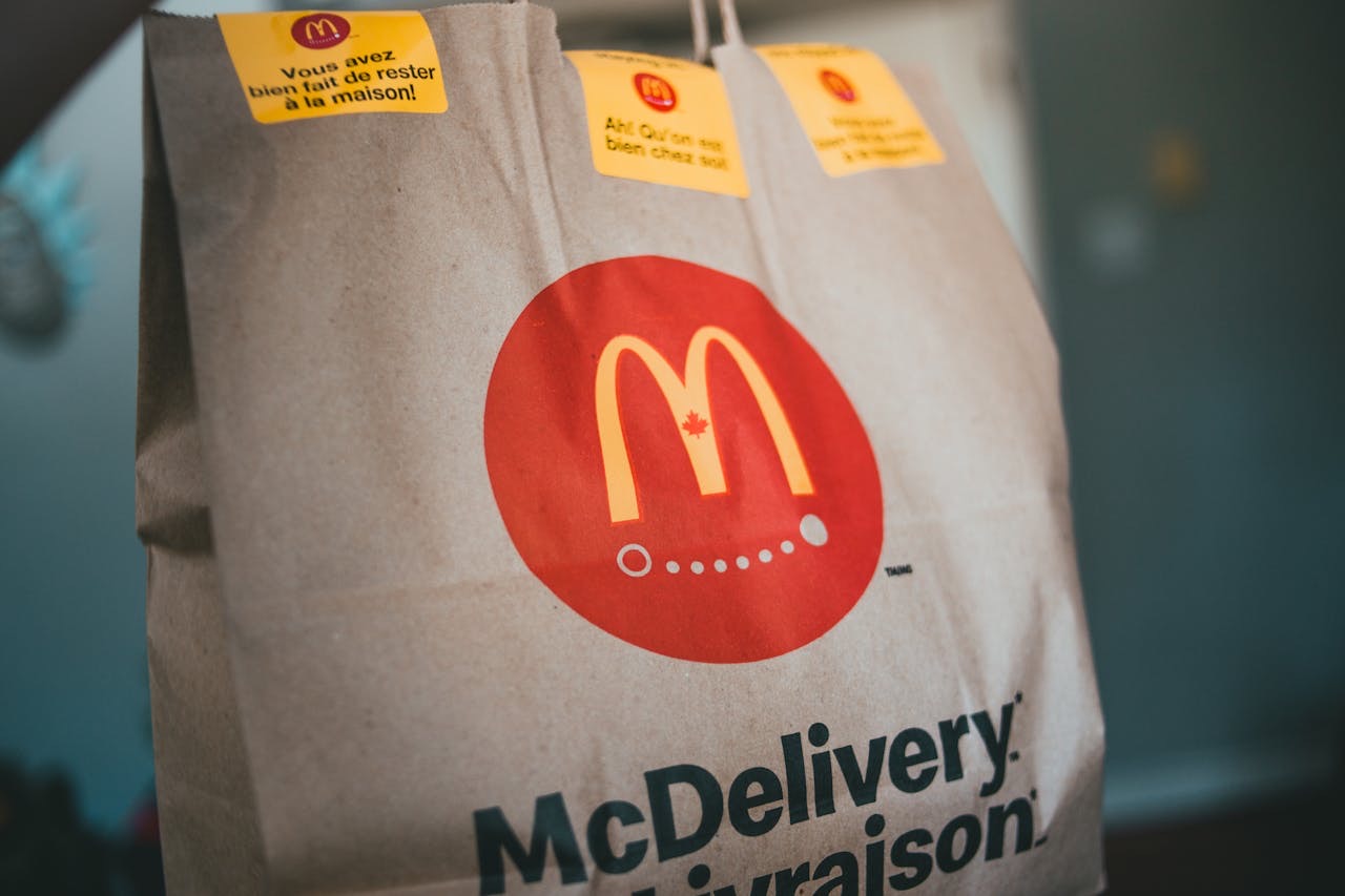 Mcdonalds delivery germany price